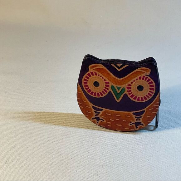 Adorable owl 🦉 change purse leather handmade hand painted zip pouch - Picture 3 of 5